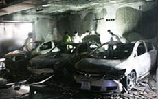 Vụ cháy ô tô ở hầm chung cư: Khách được đền xe, công an đang vào cuộc